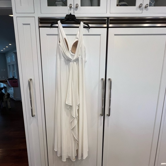 Mac Duggal 12336i Cowl Back with Tail White Gown Dress Size 8 - Picture 5 of 5